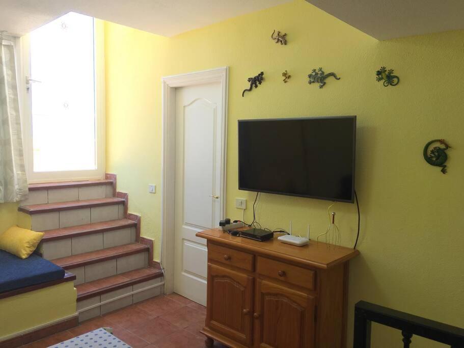 2 Bd Apartment With Stunning View Пуерто де Сантяго Екстериор снимка